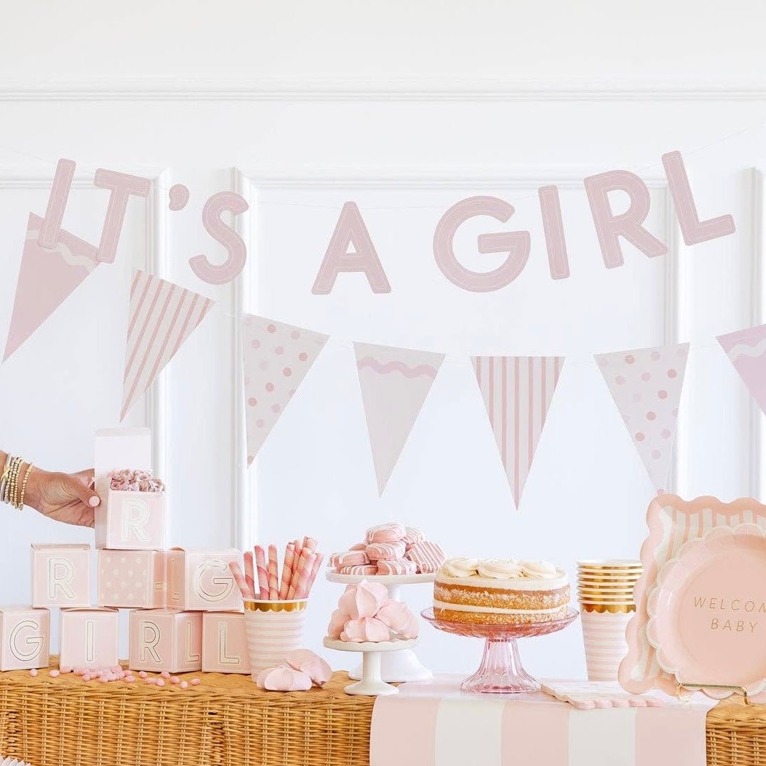 "IT'S A GIRL" Baby Pink Banner Set - bubblegum market