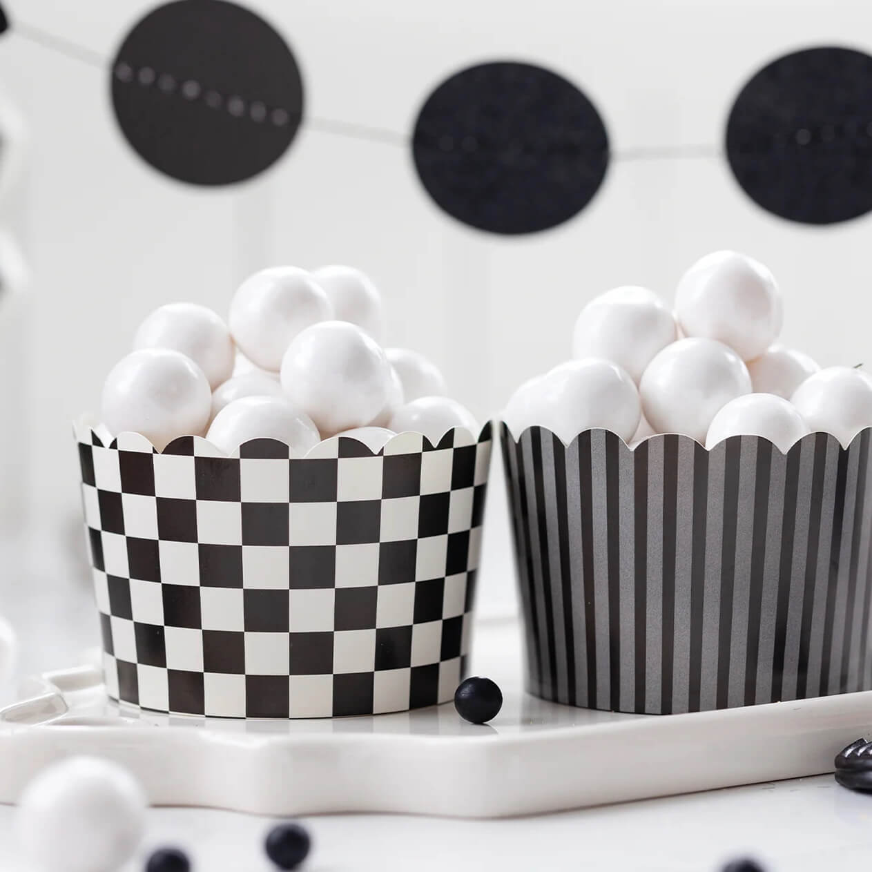 JUMBO Patterned Food Cups (40 pcs) - bubblegum market