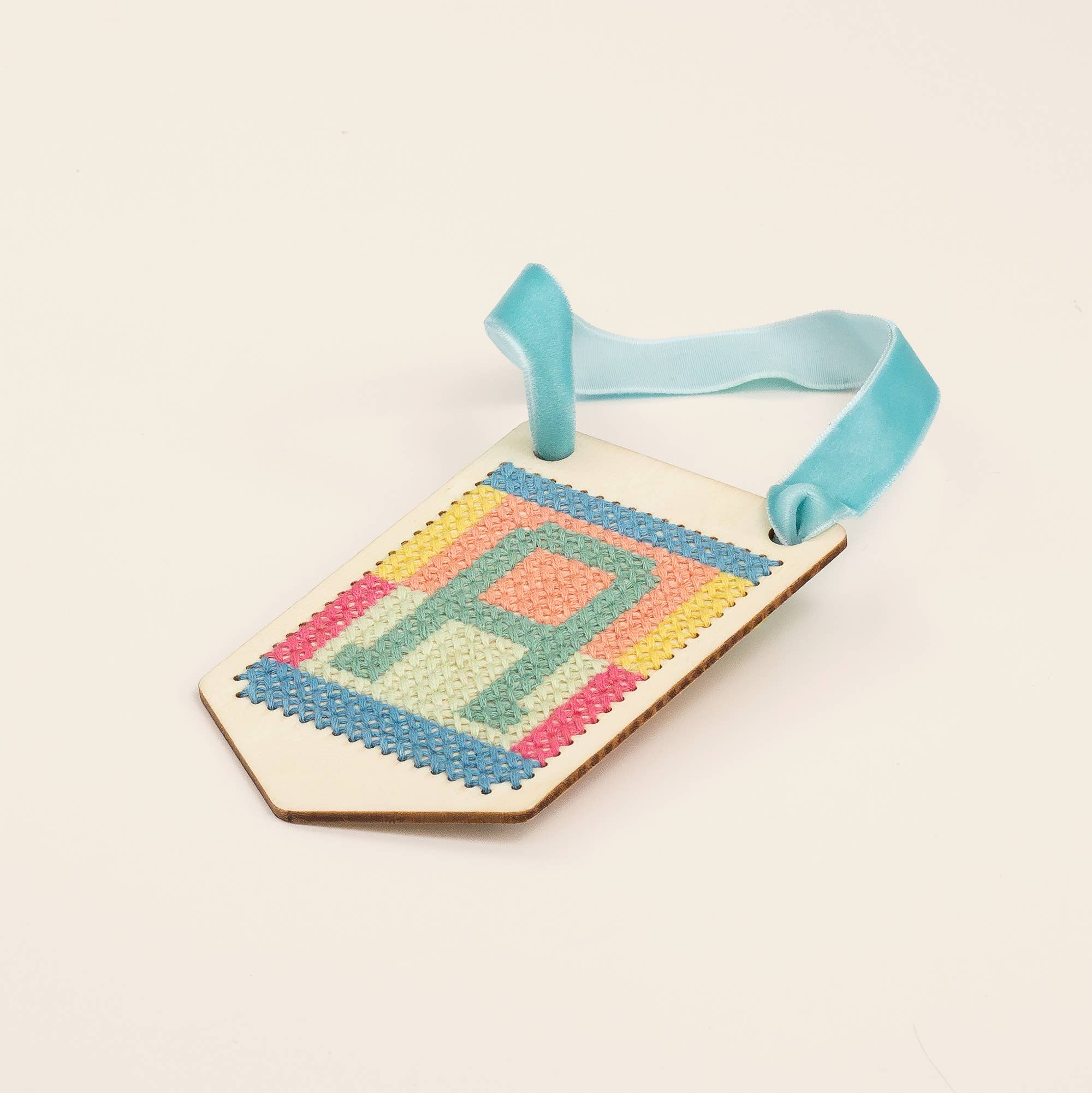 Make Your Own Stitched Banner Kit - bubblegum market