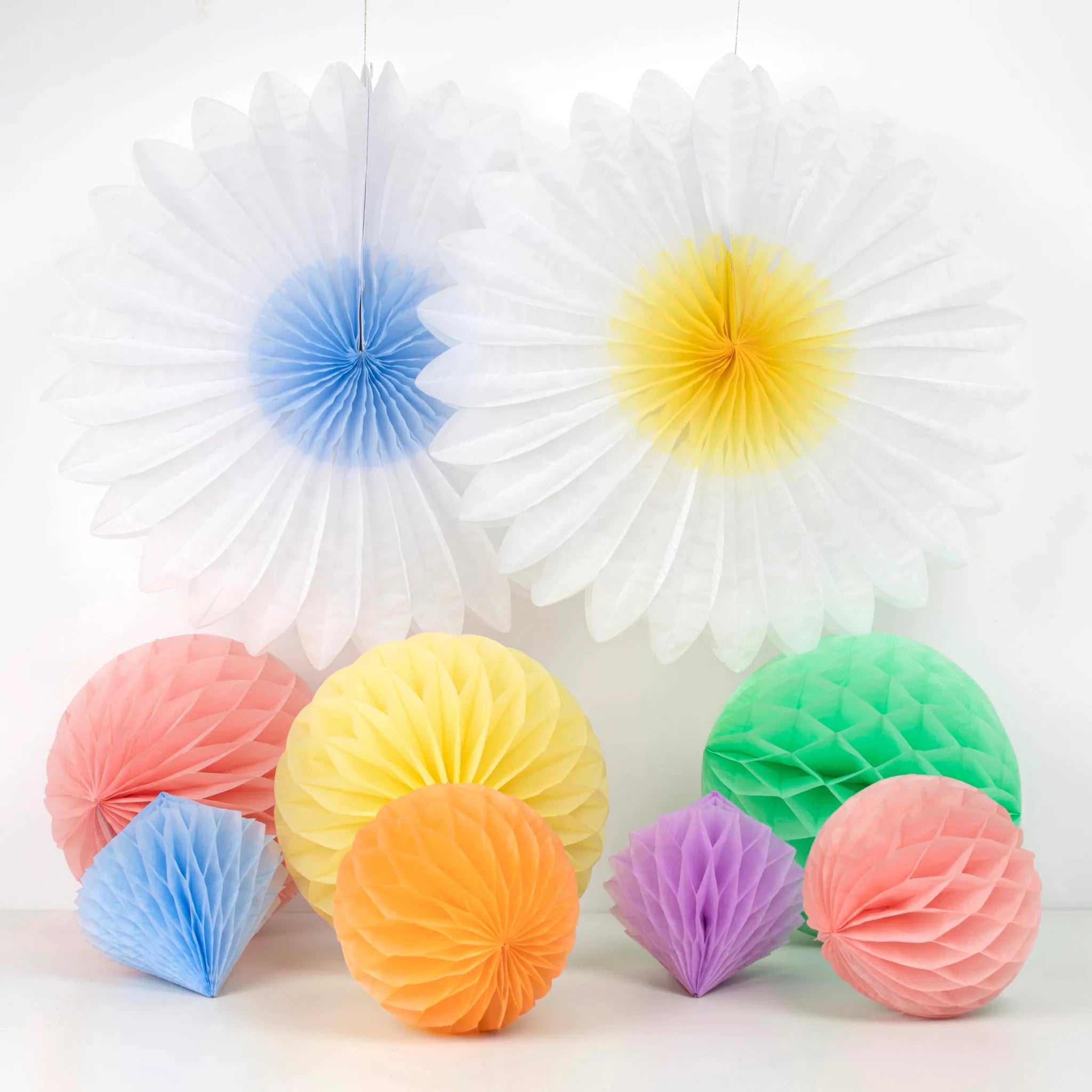 Meri Meri Party Pastel Honeycomb Decoration Kit - bubblegum market