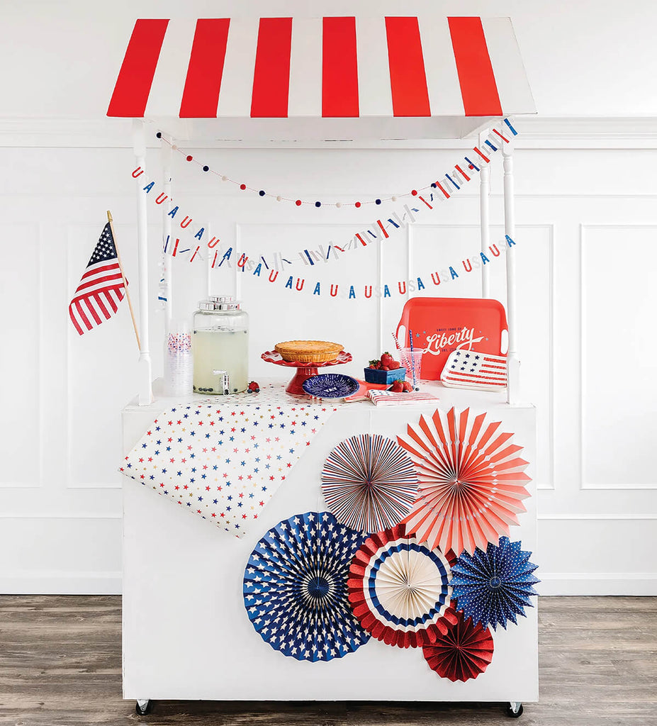 multi-stars-red-blue-gold-paper-table-runner-my-minds-eye-4th-of-july-party-memorial-day-summer-styled-banners-decorative-fans