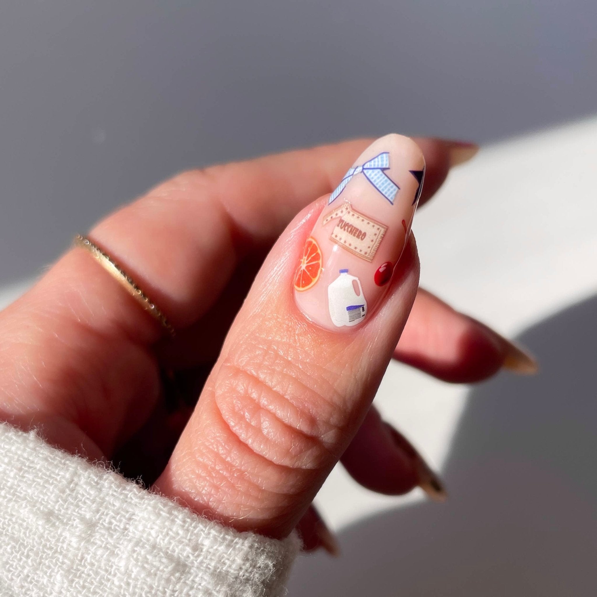 Nail Art Stickers: MARTINA'S TINY STORE X DECO BEAUTY - bubblegum market