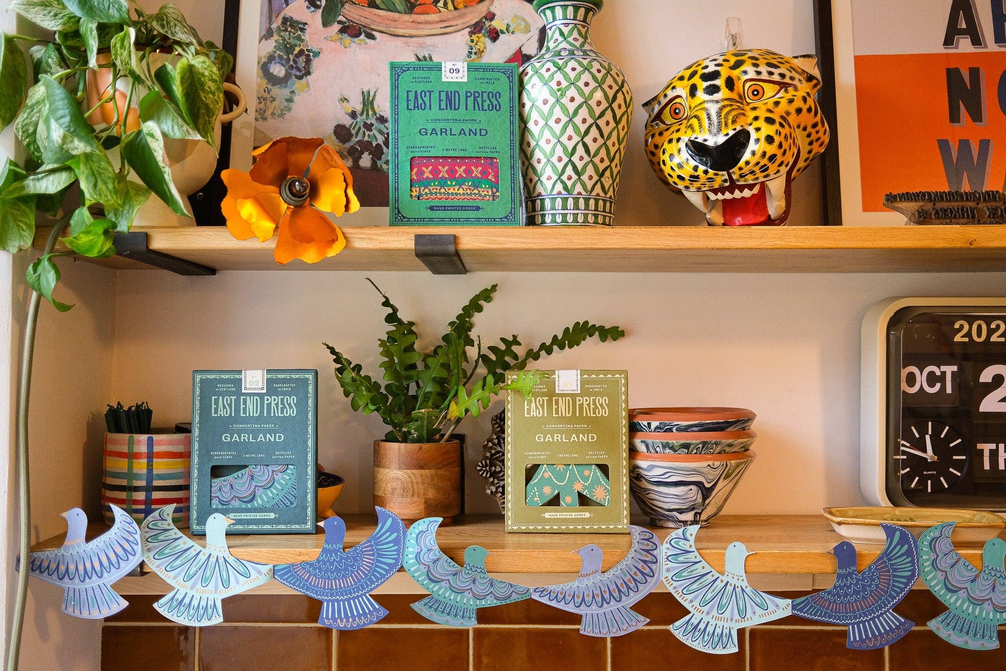 Peace Doves Concertina Garland - bubblegum market