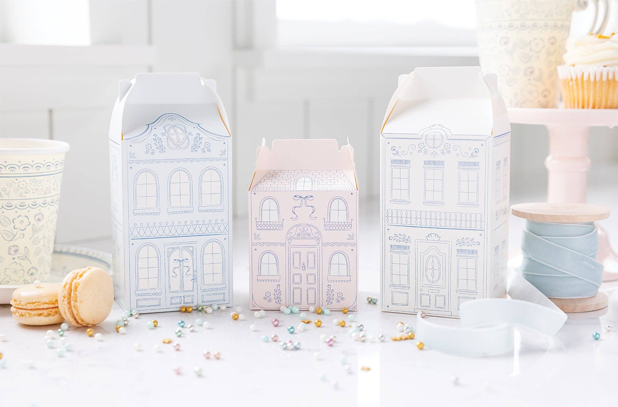 Pembroke House Treat Boxes - bubblegum market