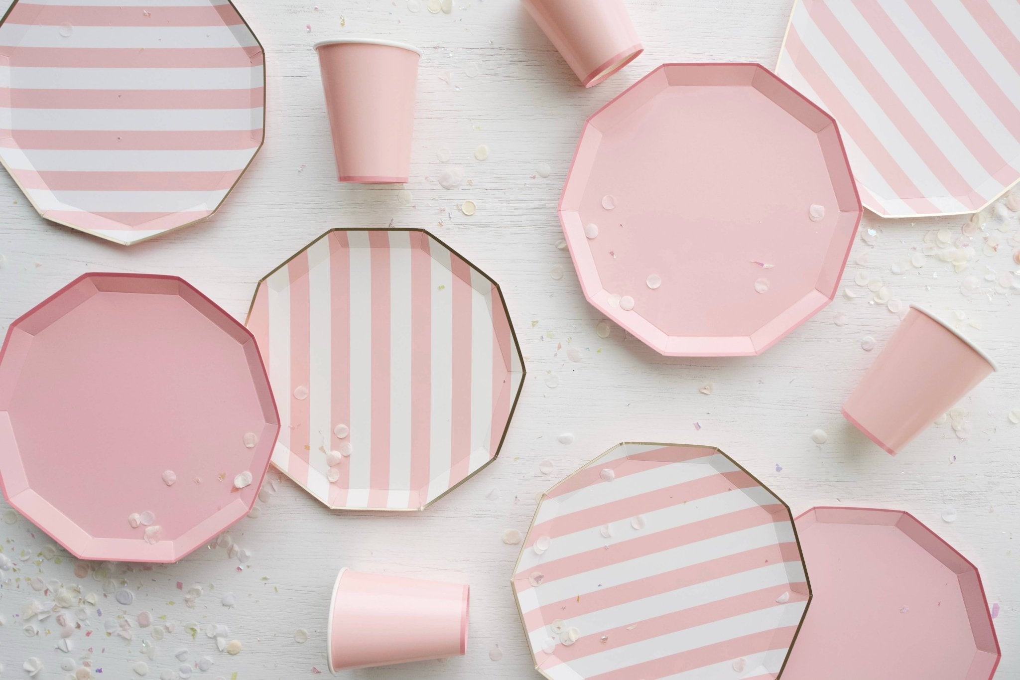 Petal Pink Signature Paper Party Cups - bubblegum market