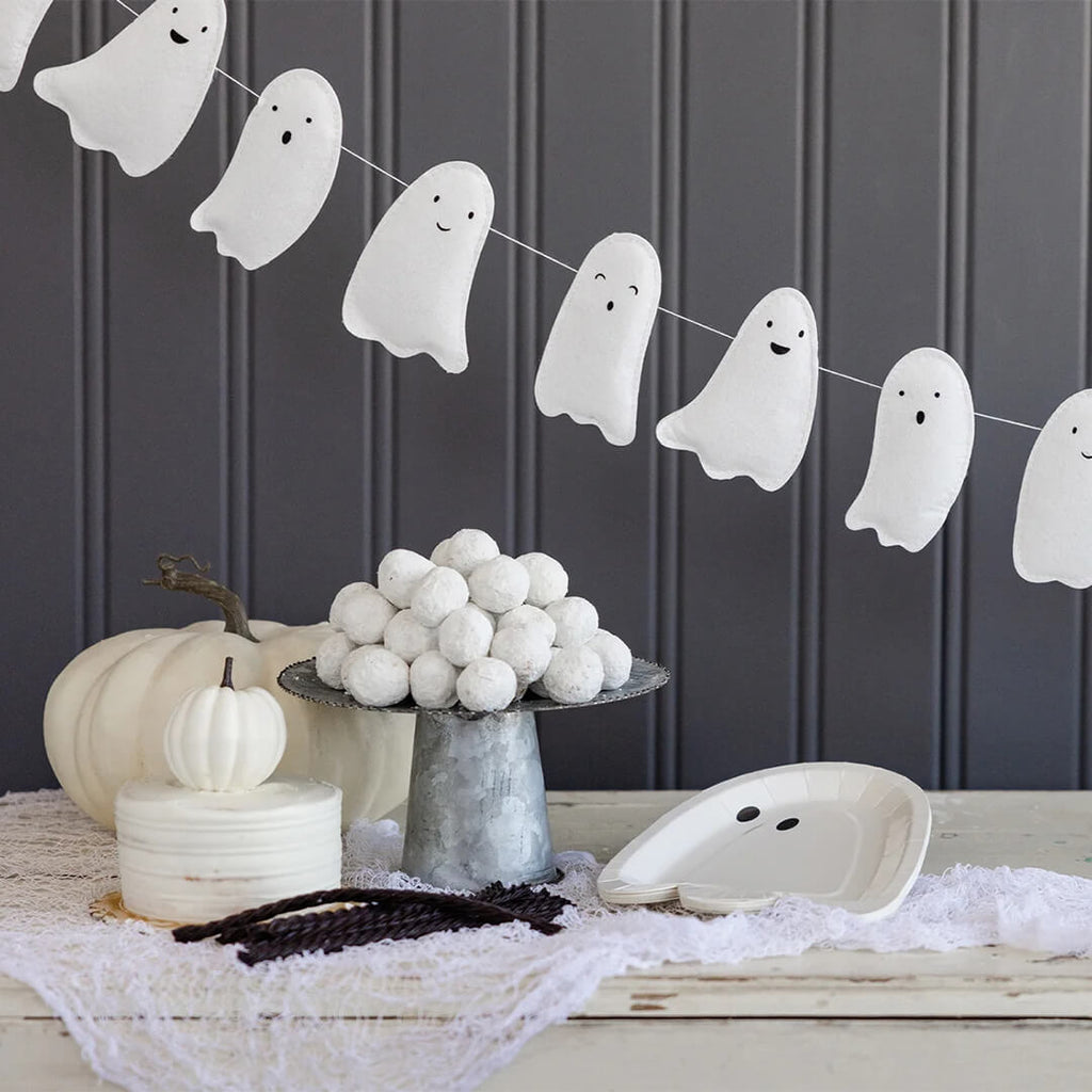 puffy-ghost-halloween-felt-banner-decor-decorations-my-minds-eye-styled