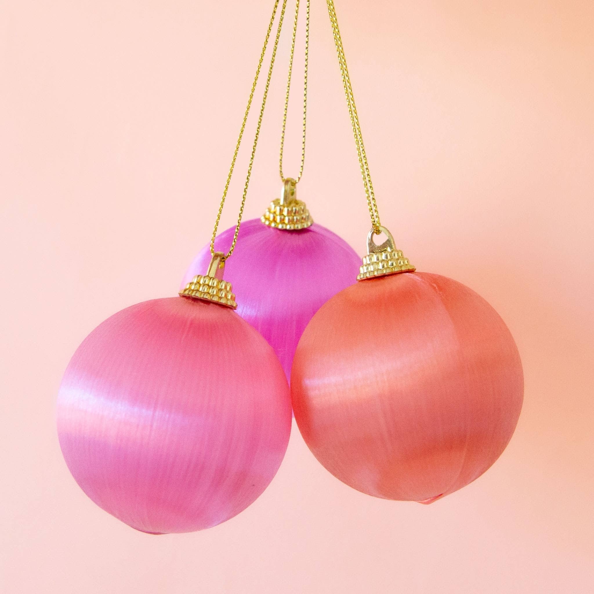 Retro Satin Ornaments Set - bubblegum market