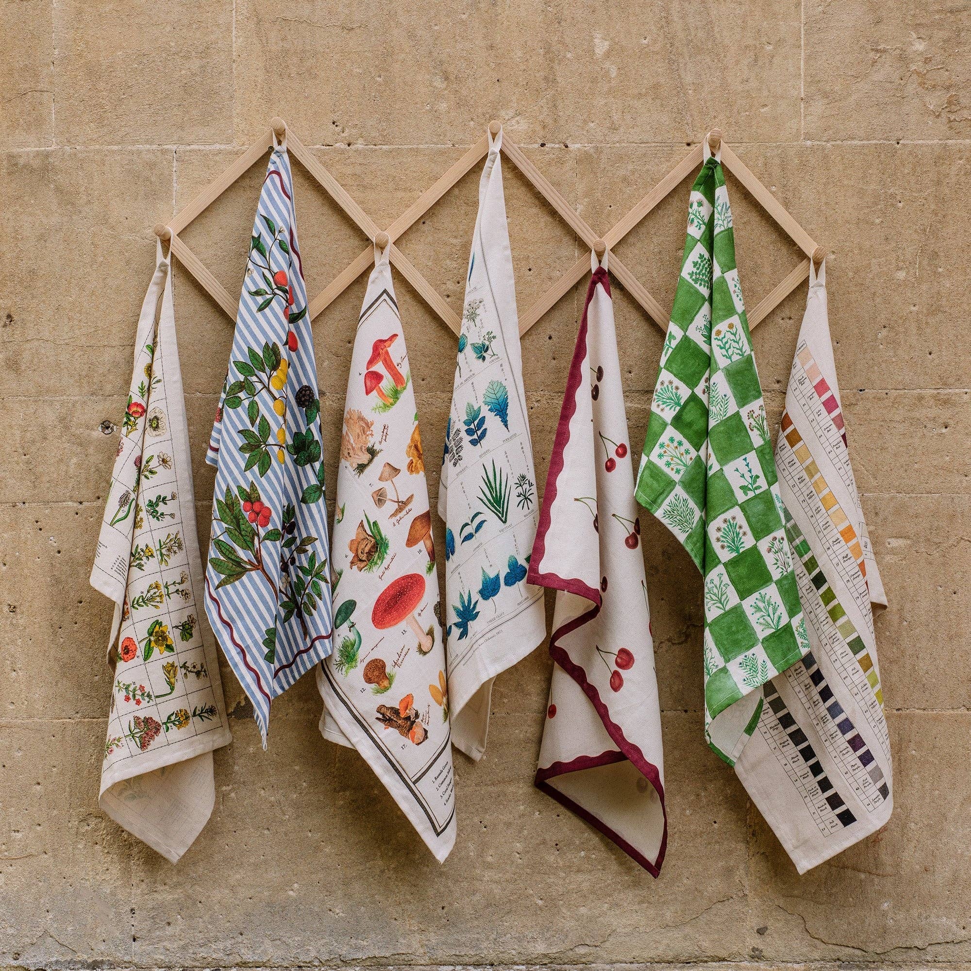 Shapes of Leaves Organic Cotton Tea Towel - bubblegum market