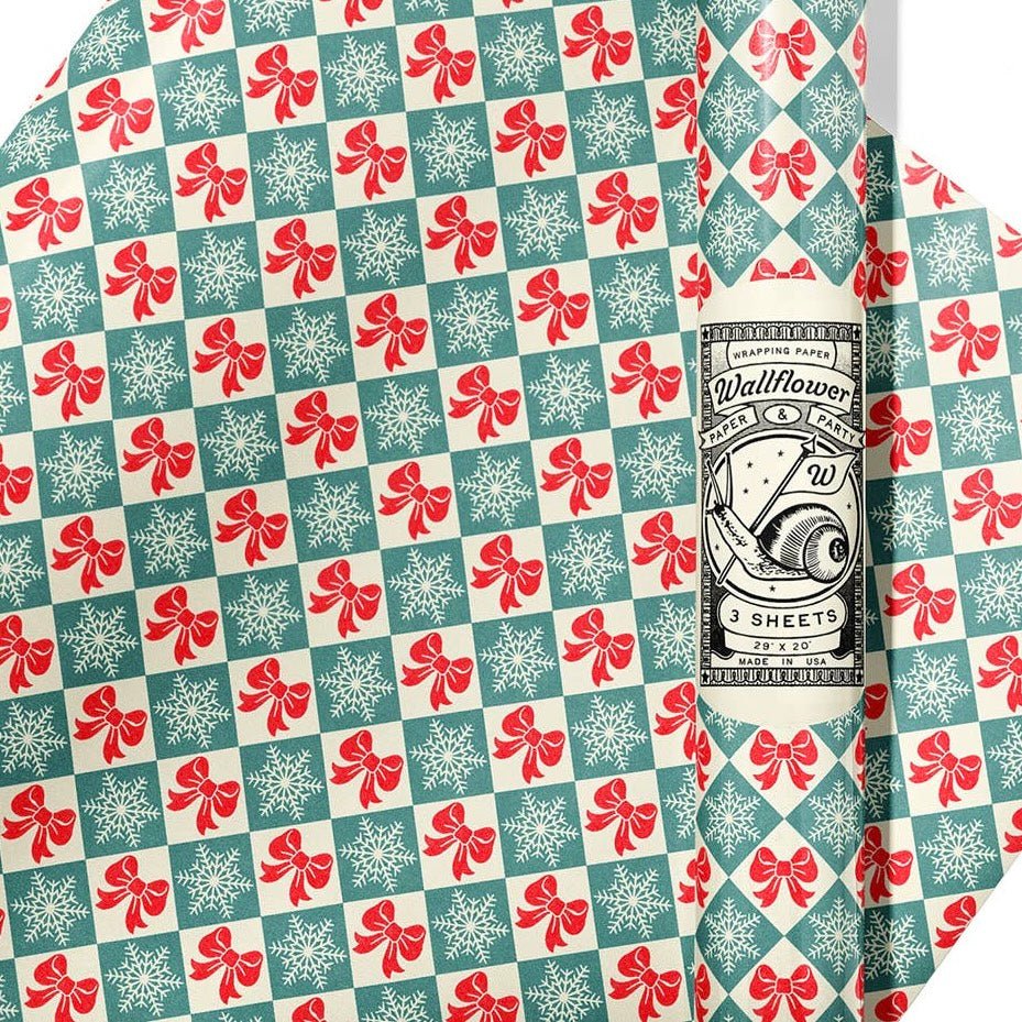 Snowflakes Wrapping Paper Sheets (Roll of 3)  - bubblegum market