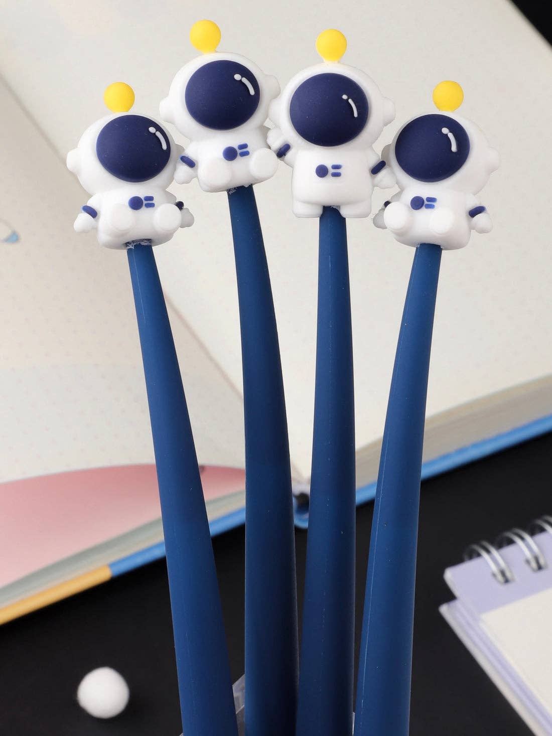 Space Astronaut Wiggle Gel Pen - bubblegum market