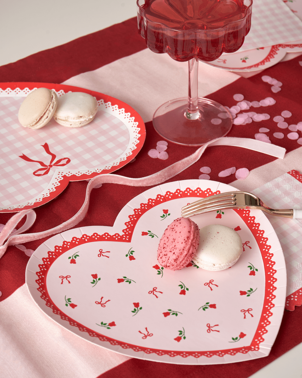 Sweet Gingham Heart Shaped Party Plates 8" - bubblegum market