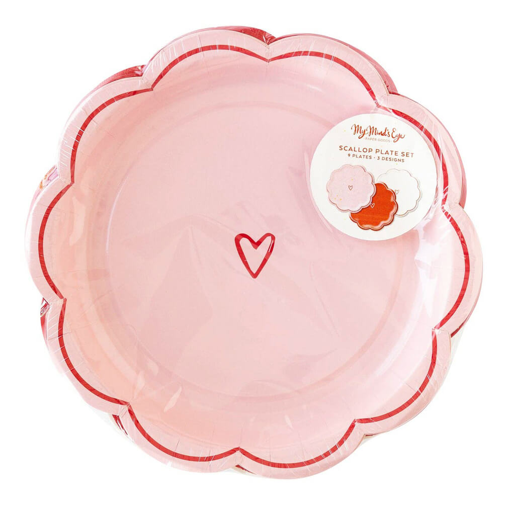 valentines-day-middle-heart-scalloped-dessert-plates-red-white-pink