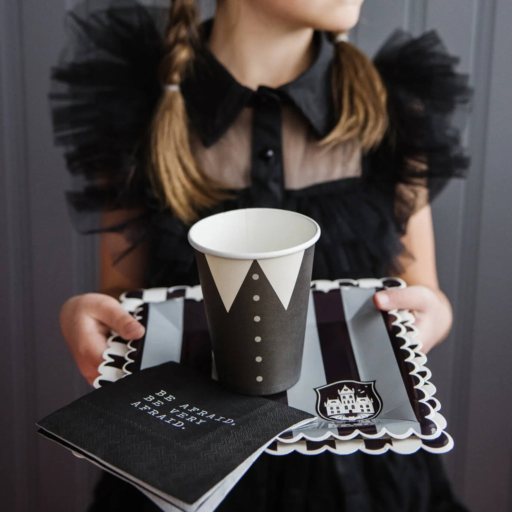 wednesday-black-and-cream-white-checkered-paper-party-plates-halloween-the-addams-family-styled