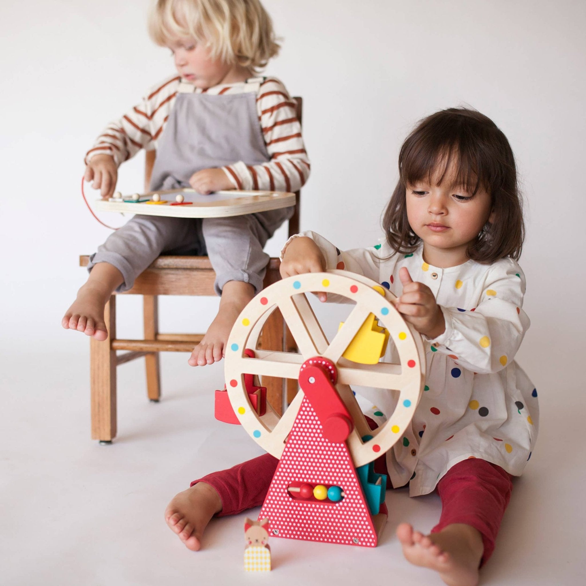 Wooden Ferris Wheel Carnival Play Set - bubblegum market