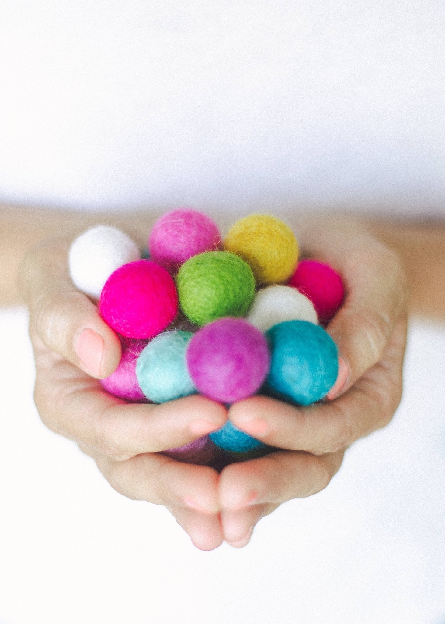 Wooden Slingshot + 12 Assorted Felt Balls - bubblegum market