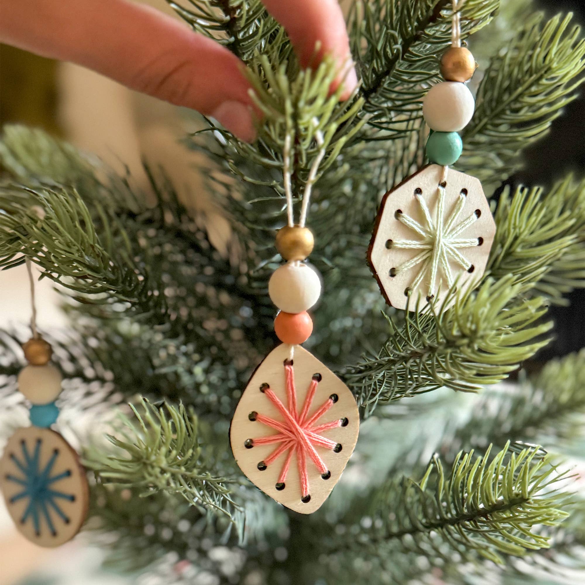 Woven Snowflake Ornament Kit - bubblegum market