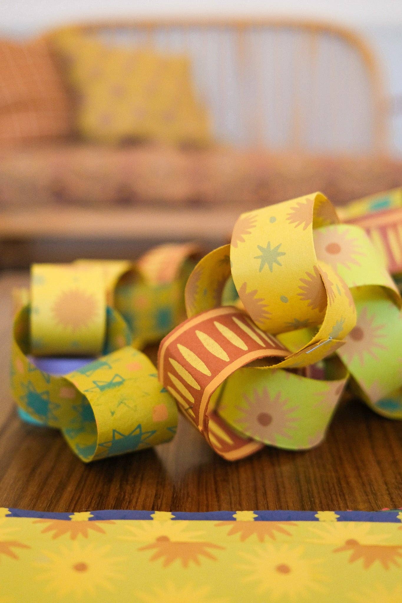 Yellow & Green Paper Chain Kit - bubblegum market