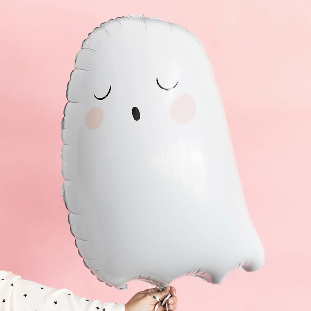 halloween-trick-or-treat-cute-ghost-mylar-balloon-my-minds-eye-pink-background