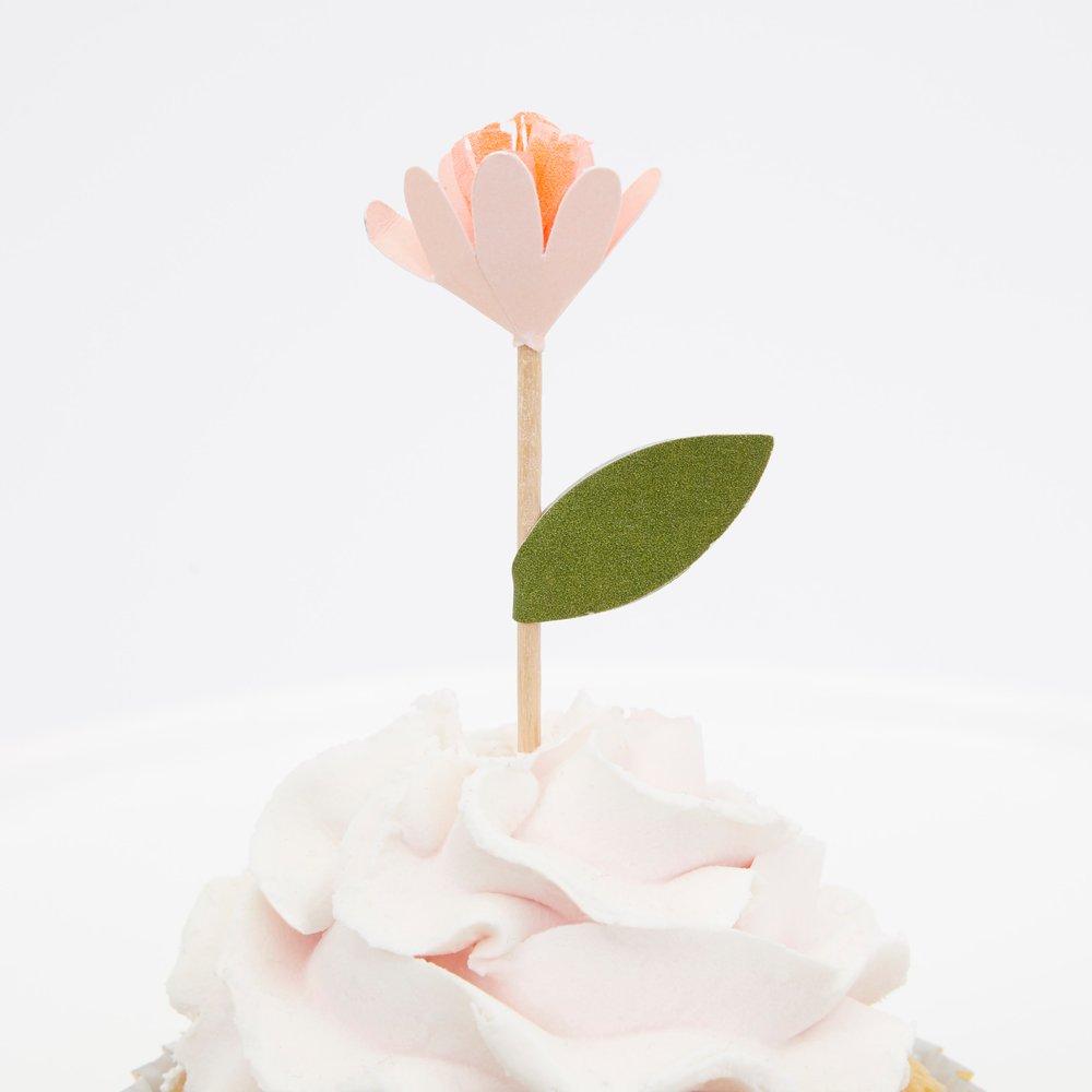 Meri Meri Party Flower Bouquet Cupcake Kit - bubblegum market