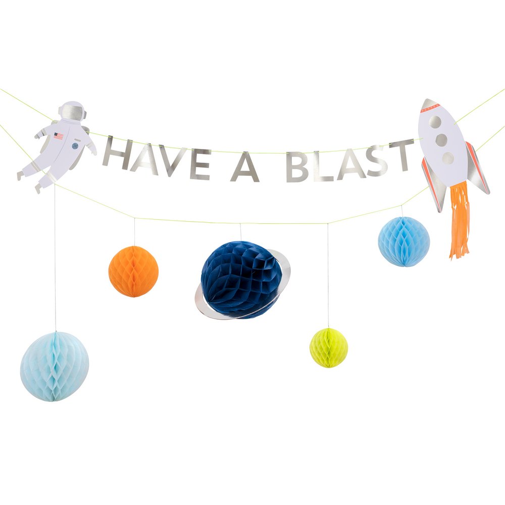 meri-meri-party-outer-space-garland-with-astronaut-spaceship-rocket-and-honeycomb-planets