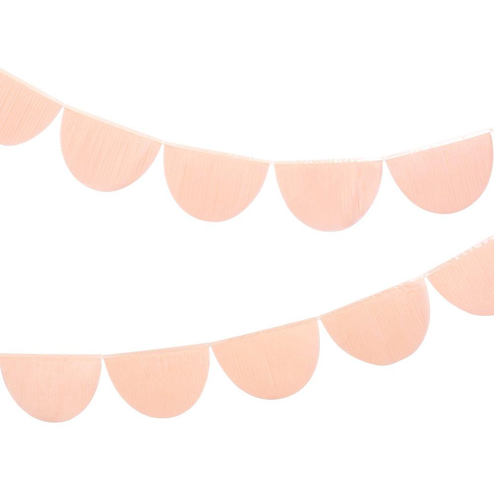 meri-meri-party-peach-tissue-paper-scalloped-garlands