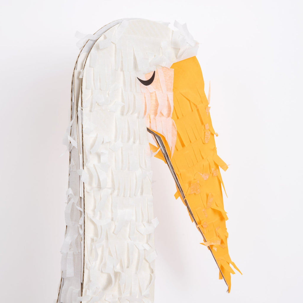 meri-meri-party-stork-pinata-close-up
