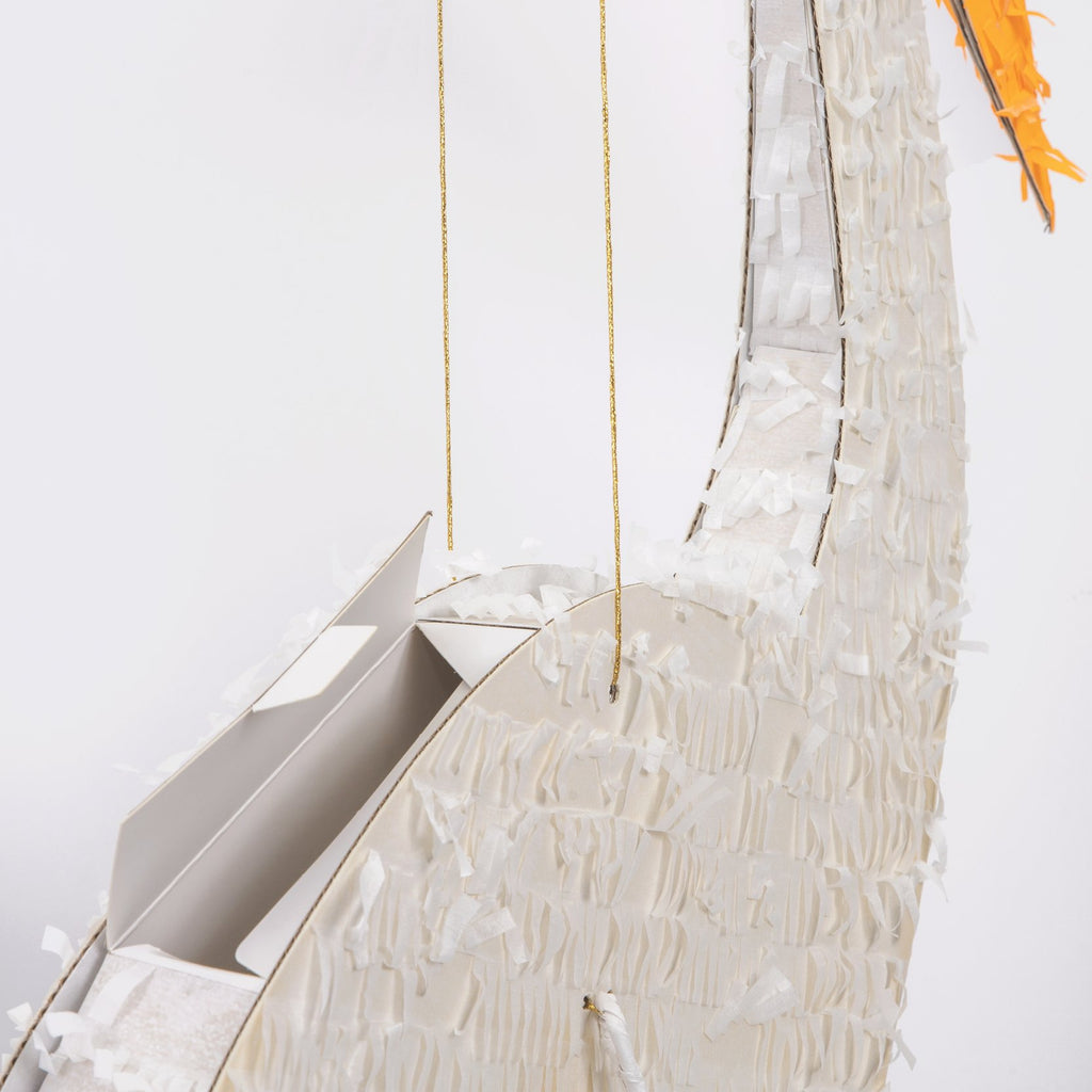 meri-meri-party-stork-pinata-opening-detail