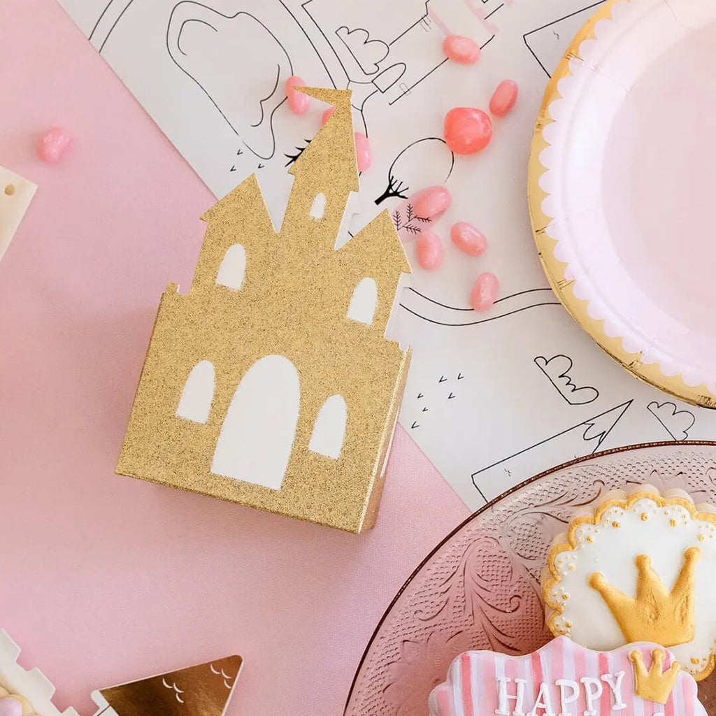 princess-castle-favor-boxes-party-table
