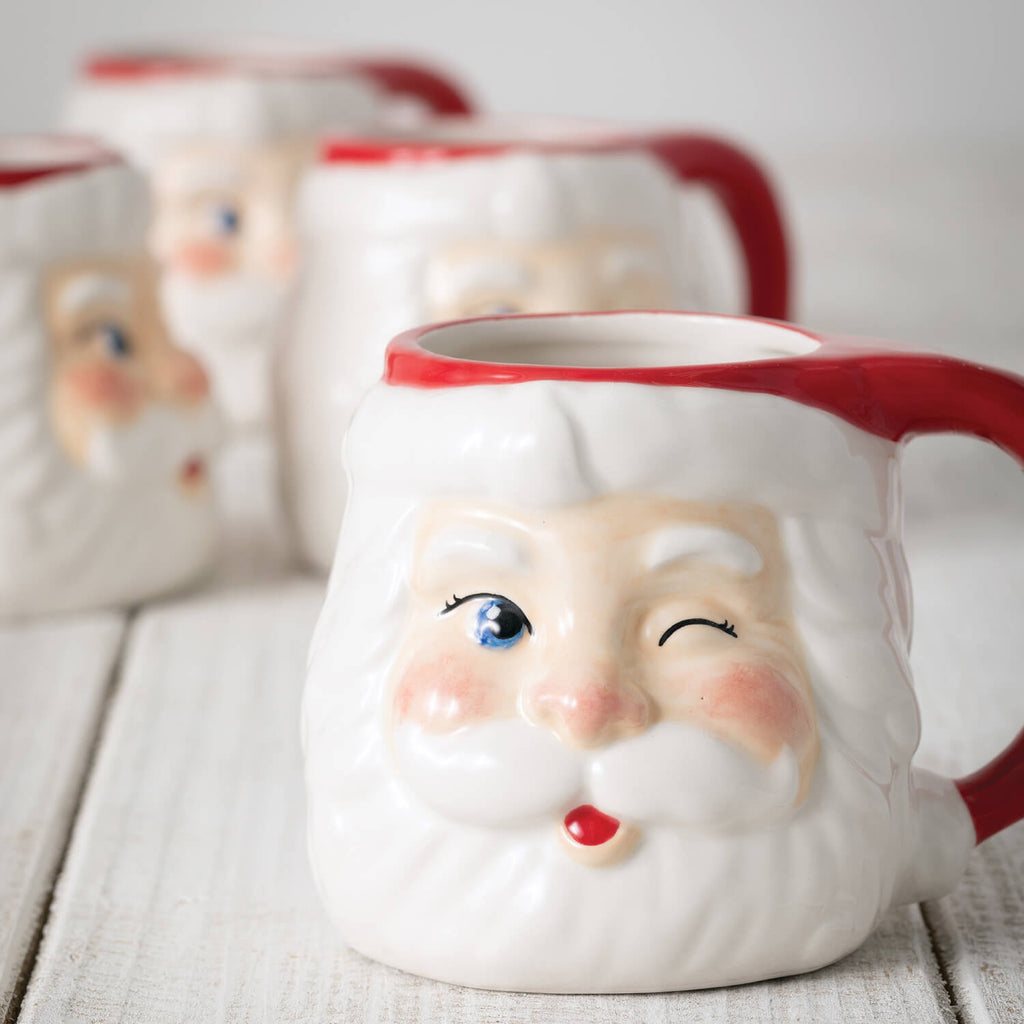     sullivans-christmas-red-winking-santa-mug-set-close-up