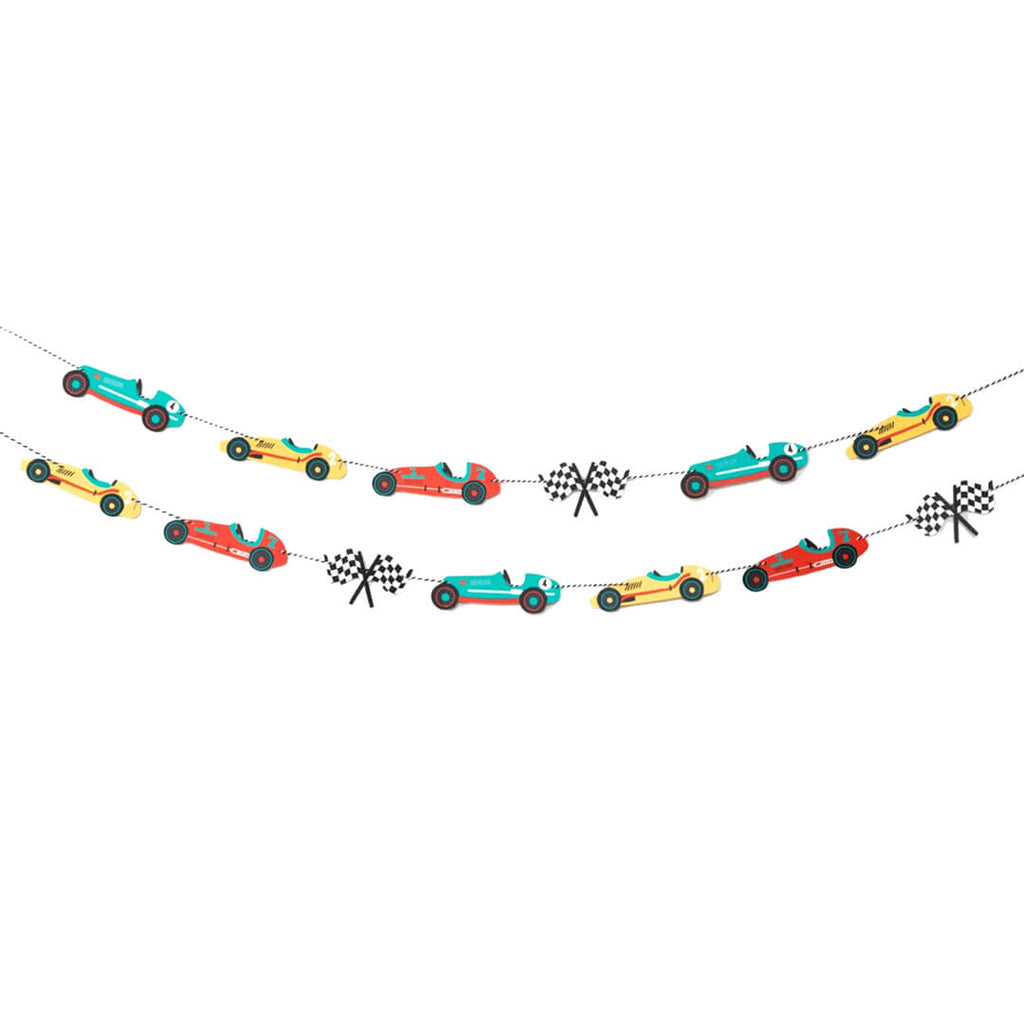 vintage-race-car-birthday-party-garland-full-view